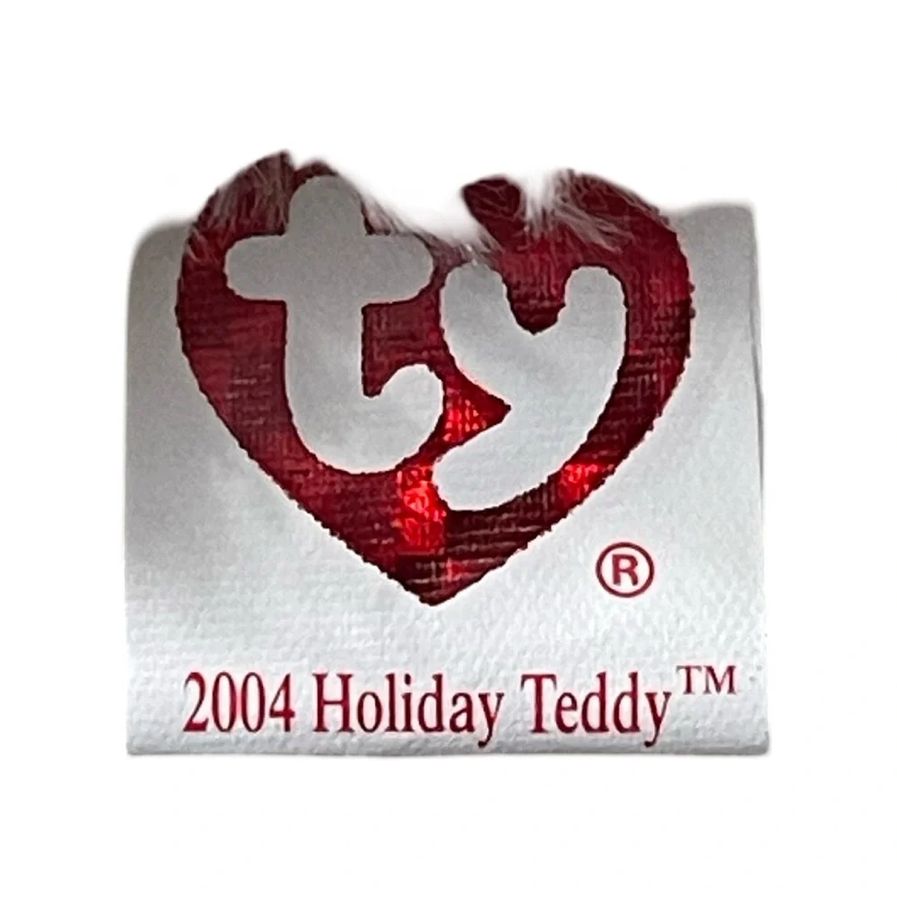 2004 HOLIDAY TEDDY TY Beanie Baby White Teddy Bear with Red Ribbon!